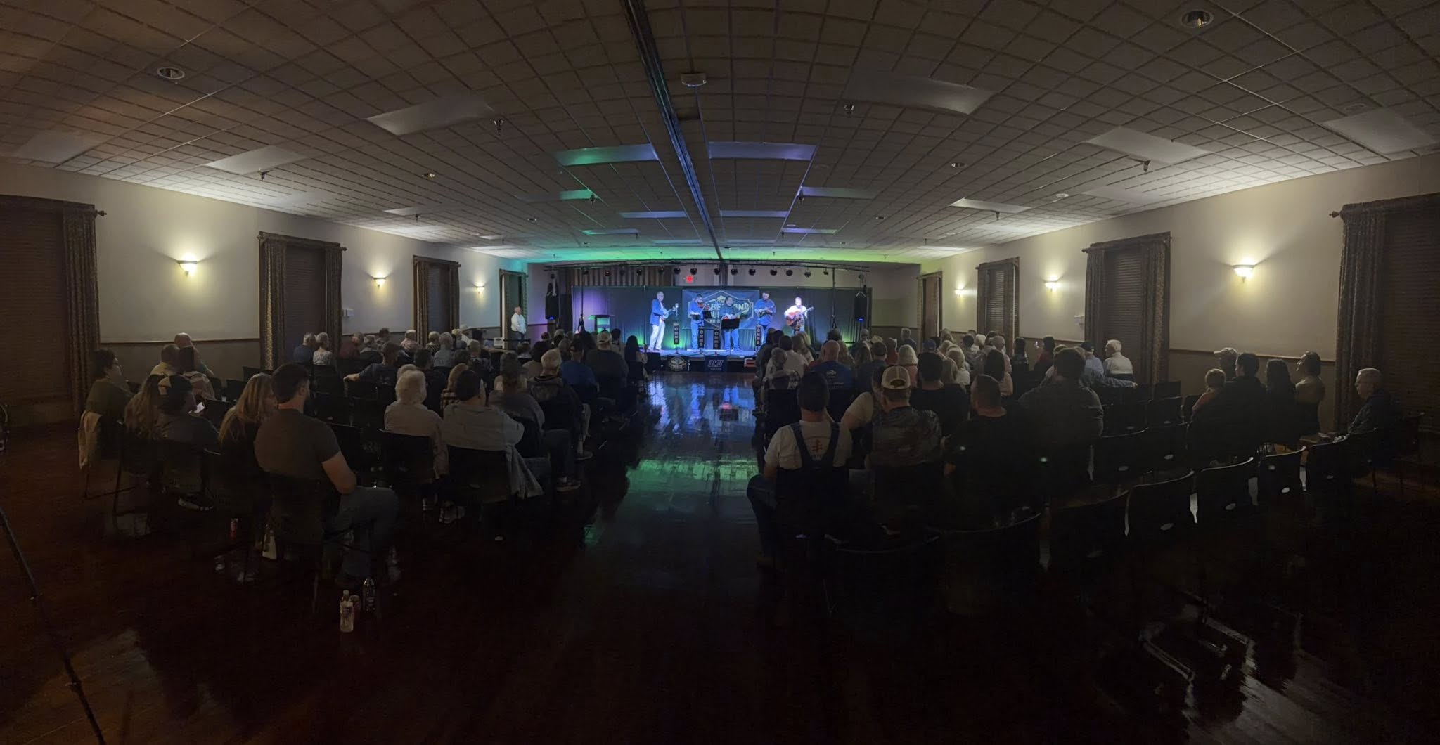 Wonderful Crowd